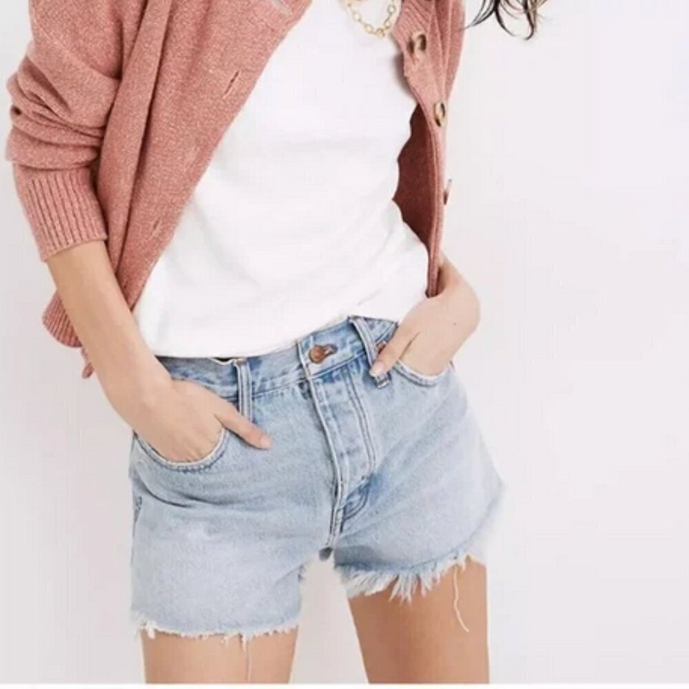 Madewell Relaxed Denim Shorts Cuttoff Fray Hem‎ Lightwash Jean Shorts sz 24